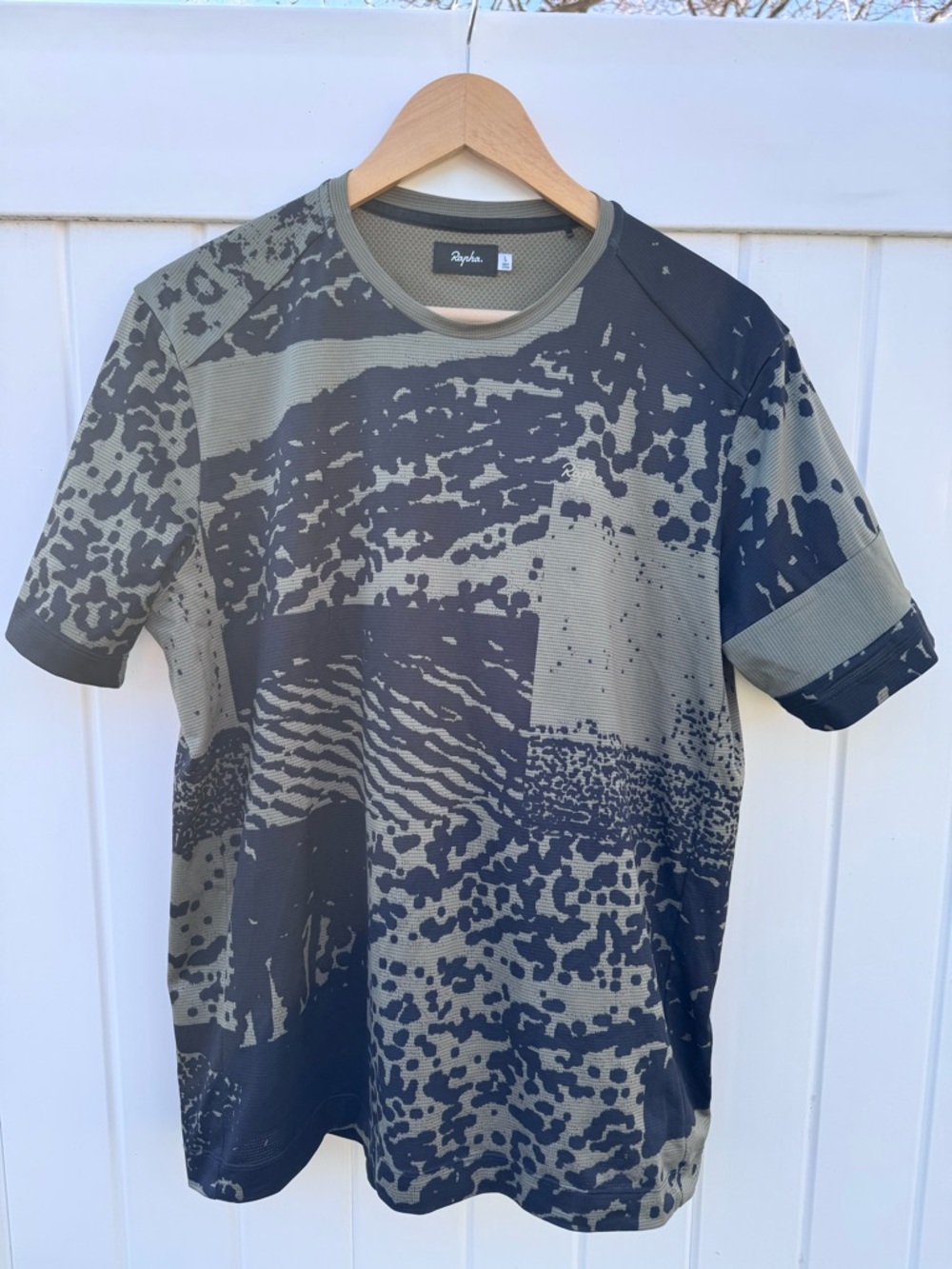 Rapha Men’s Olive & Black Technical Short Sleeve Shirt